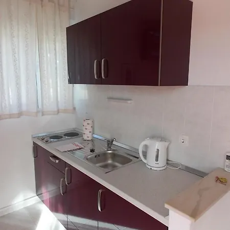 Goja Apartment *